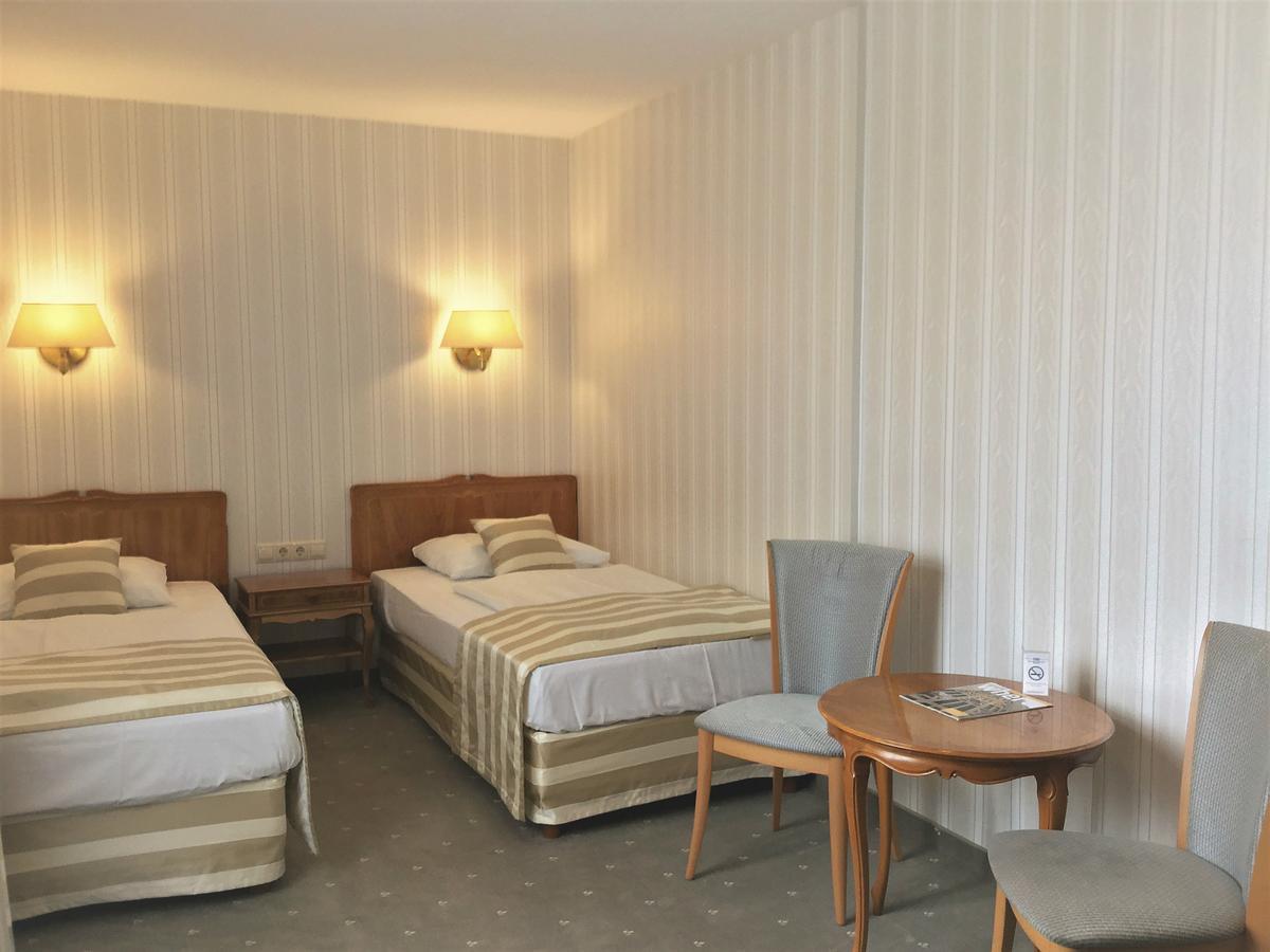 Danubius Hotel Gellert - Budapest — Photos 3